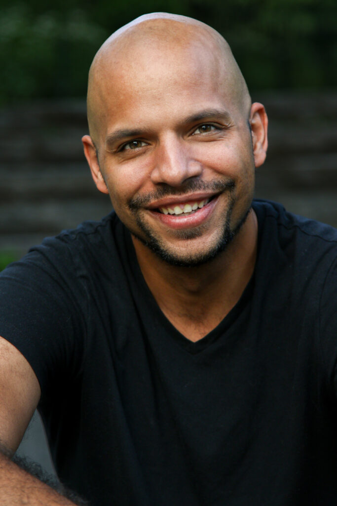 Headshot of Geoffrey Peterson, Baritone Opera Singer